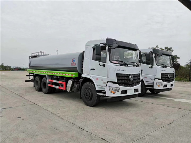 國六東風后八輪18方灑水車