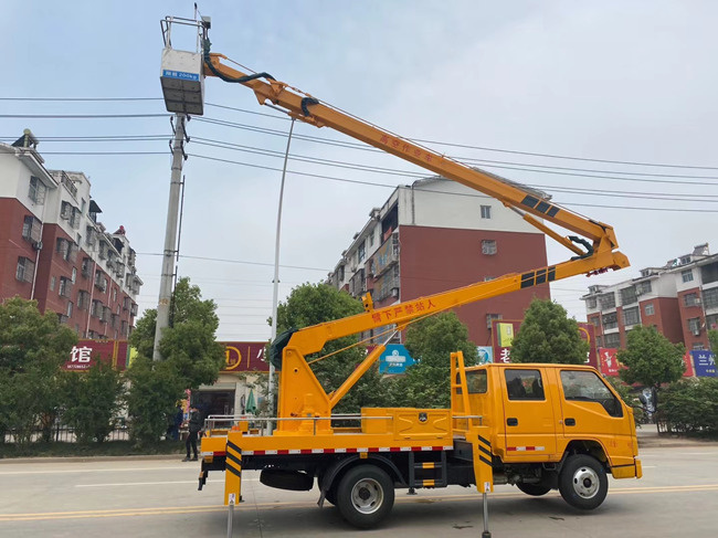 國六江鈴曲臂16米高空作業車-鋁合金斗